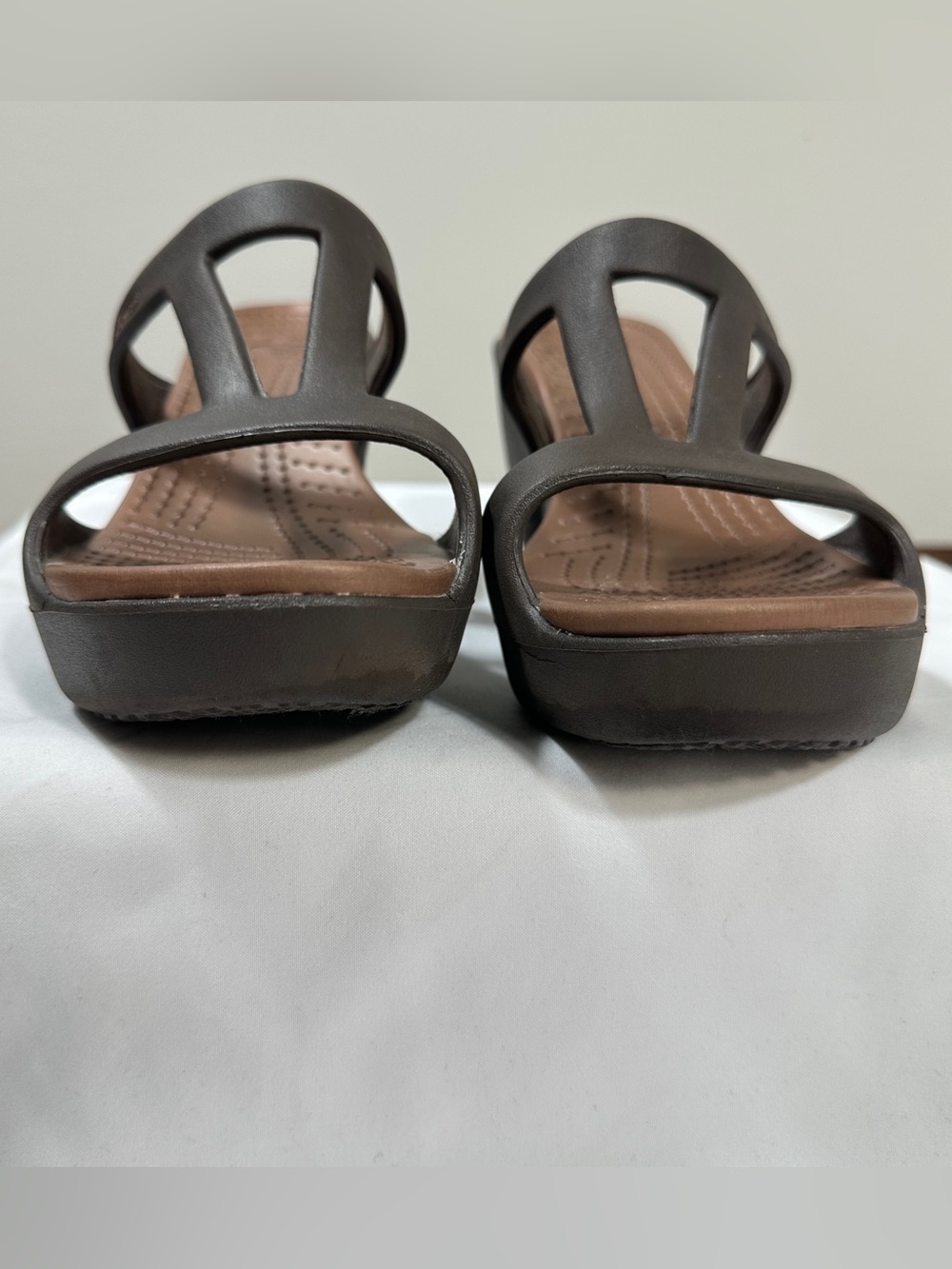 Crocs Sandals Cyprus II Womens Size 6 Brown Chunky Heels Slip-On Comfort Shoes - Picture 8 of 11